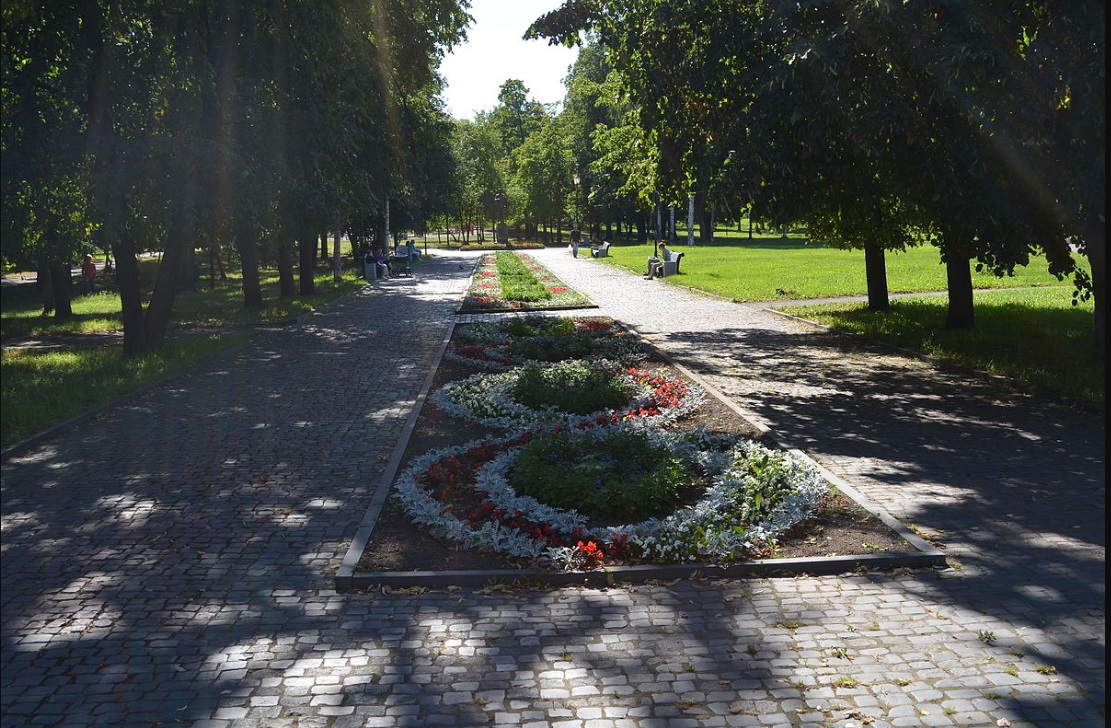 Губернаторский сад - одно из достопримечательностей Петрозаводска